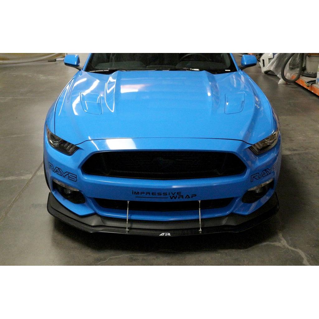 Divisor de viento delantero de fibra de carbono APR (Ford Mustang S550 2015-2017)