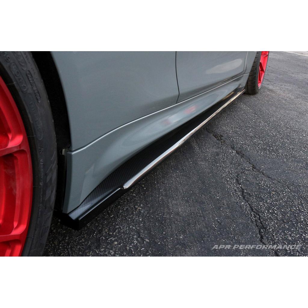 APR Carbon Fiber Side Rocker Extension/ Side Skirt (BMW F82 M4)