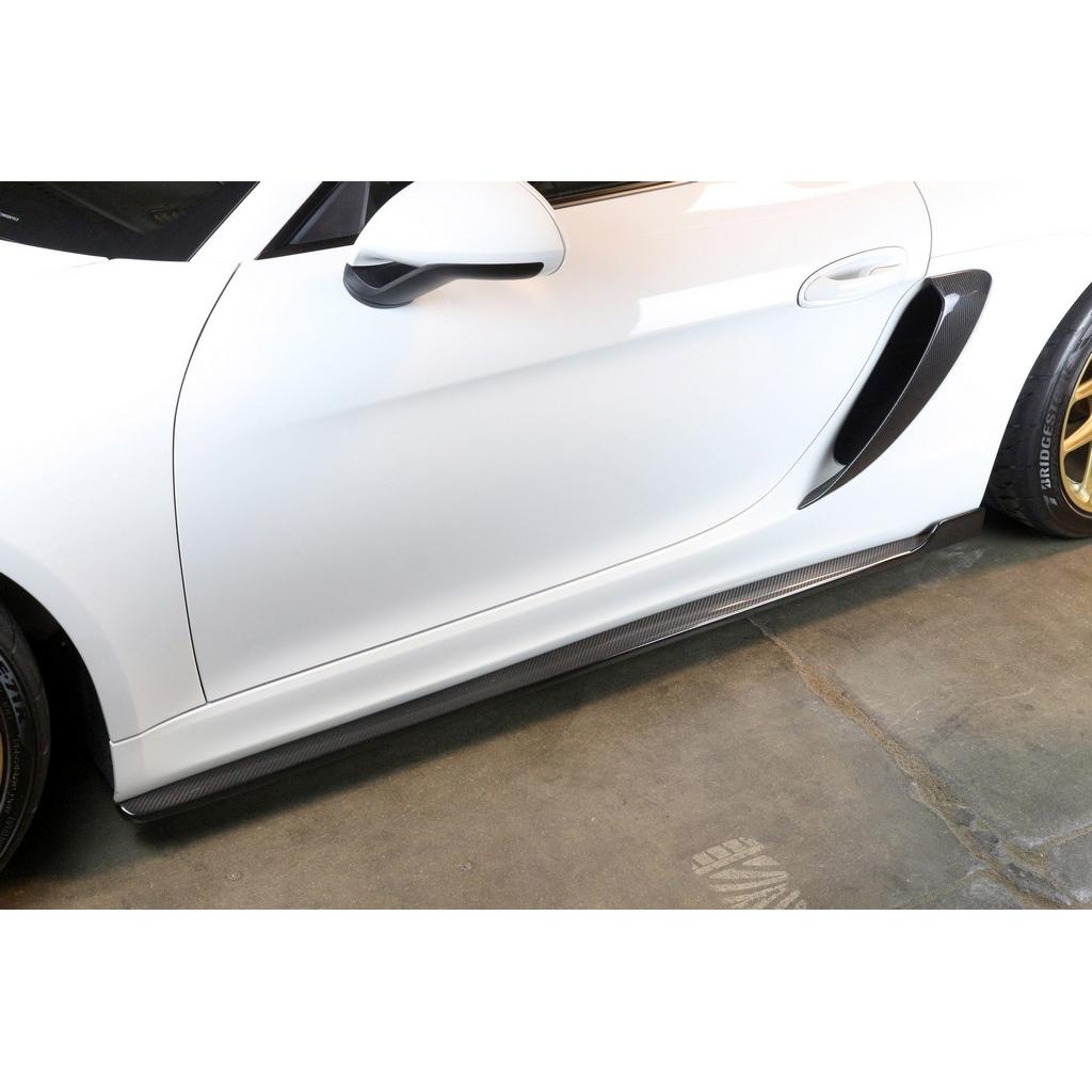 APR Carbon Fiber Side Rocker Extensions/ Side Skirt (2015-2016 Porsche 981 Cayman GT4)