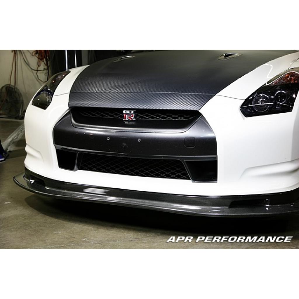 Deflector de aire delantero/borde de fibra de carbono APR (Nissan GTR R35 2008-2011)