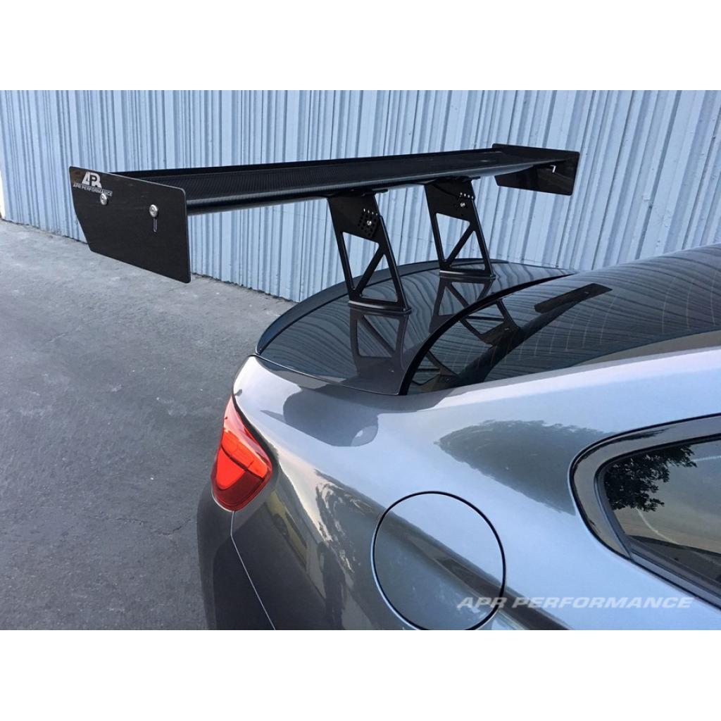 Alerón ajustable de fibra de carbono APR GT-250 (BMW F87 M2)