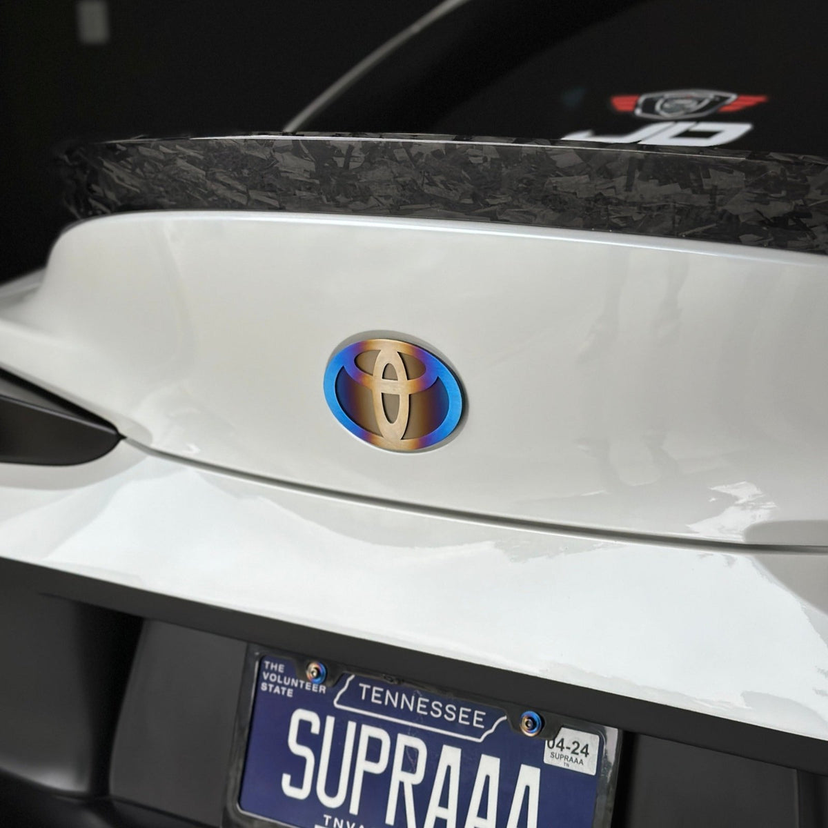 JDC チタン "トヨタ" Badge (A90 スープラ/GR86/Universal) - JD Customs U.S.A