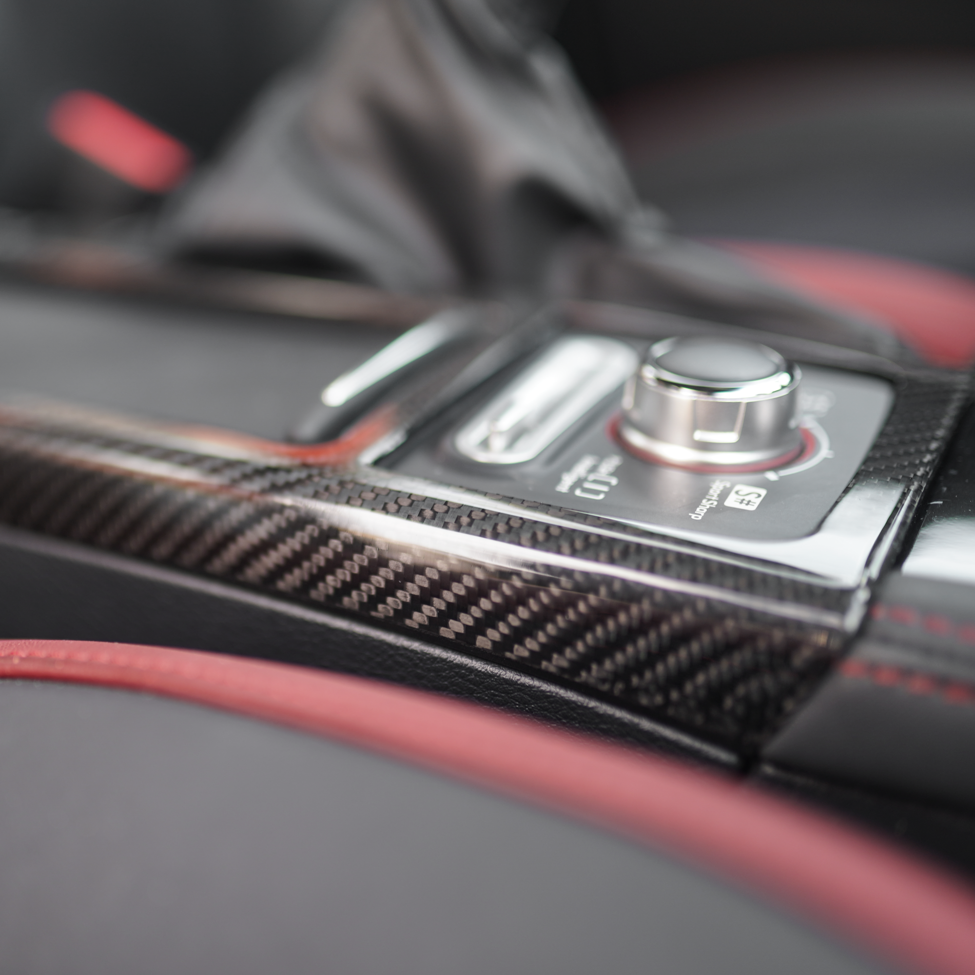 Cubierta para portavasos de fibra de carbono seca Tanso de JDMuscle (Subaru STI 15-21)
