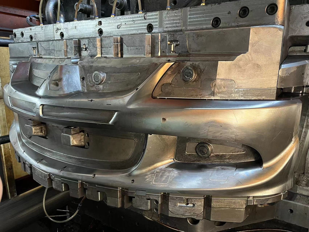 Illumaesthetic Front Bumper | Mitsubishi Evolution 7/8/9