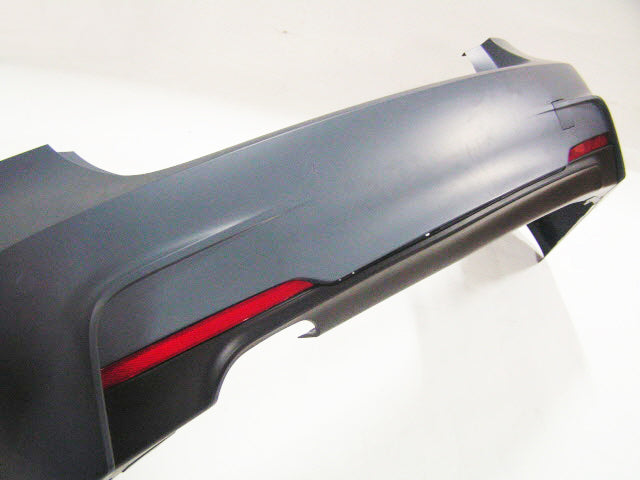 Parachoques trasero estilo M-Sport BMW F30 2012-2018 de Innovative Motorsports
