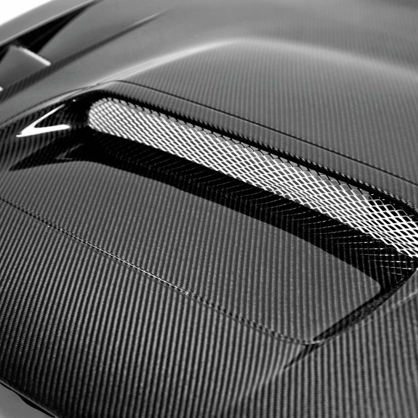 Seibon Carbon Fiber CW - Style Hood (15 - 20 WRX/STI) - Seibon