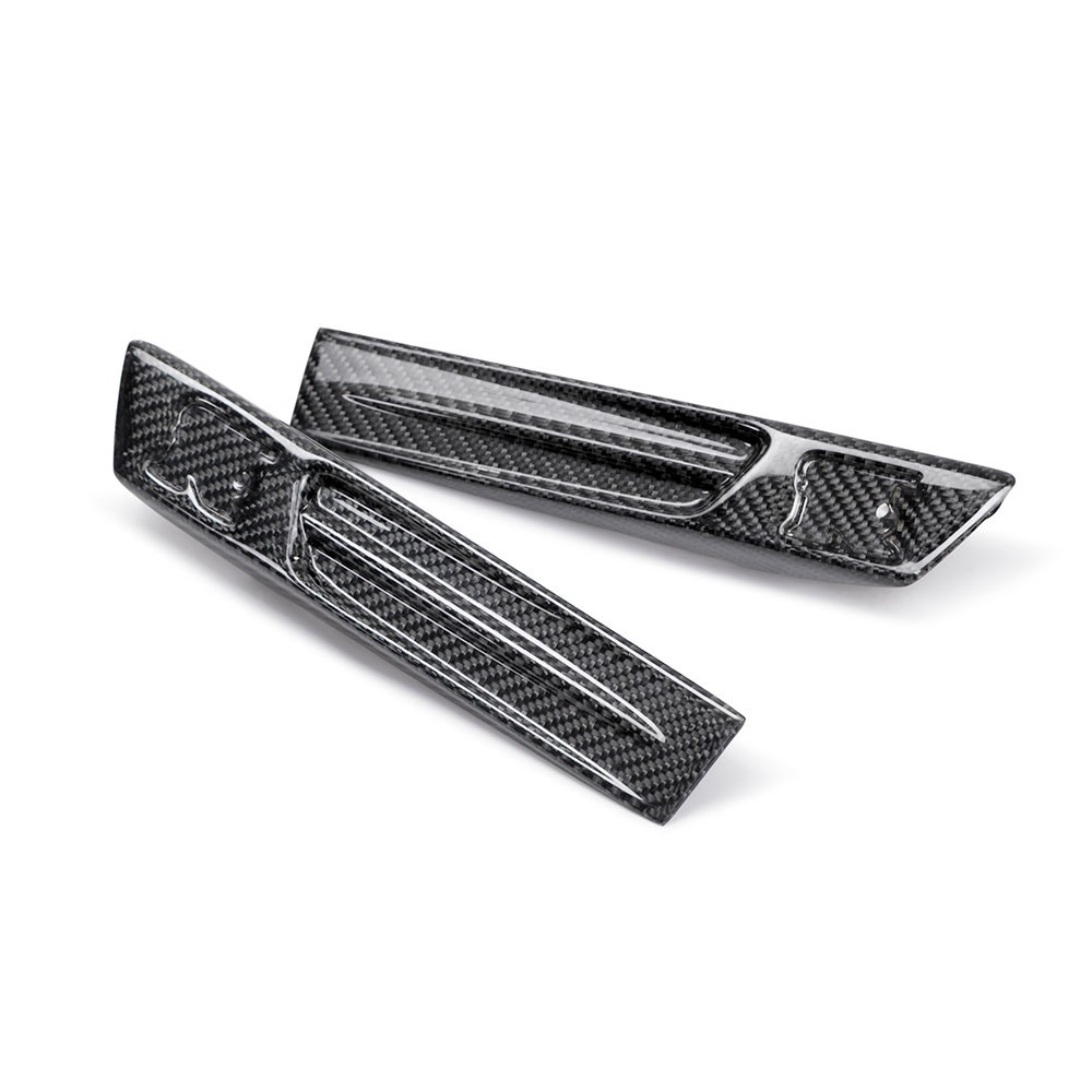 Seibon Carbon Fiber Fender Duct Logo (09-14 GT-R) - JD Customs U.S.A
