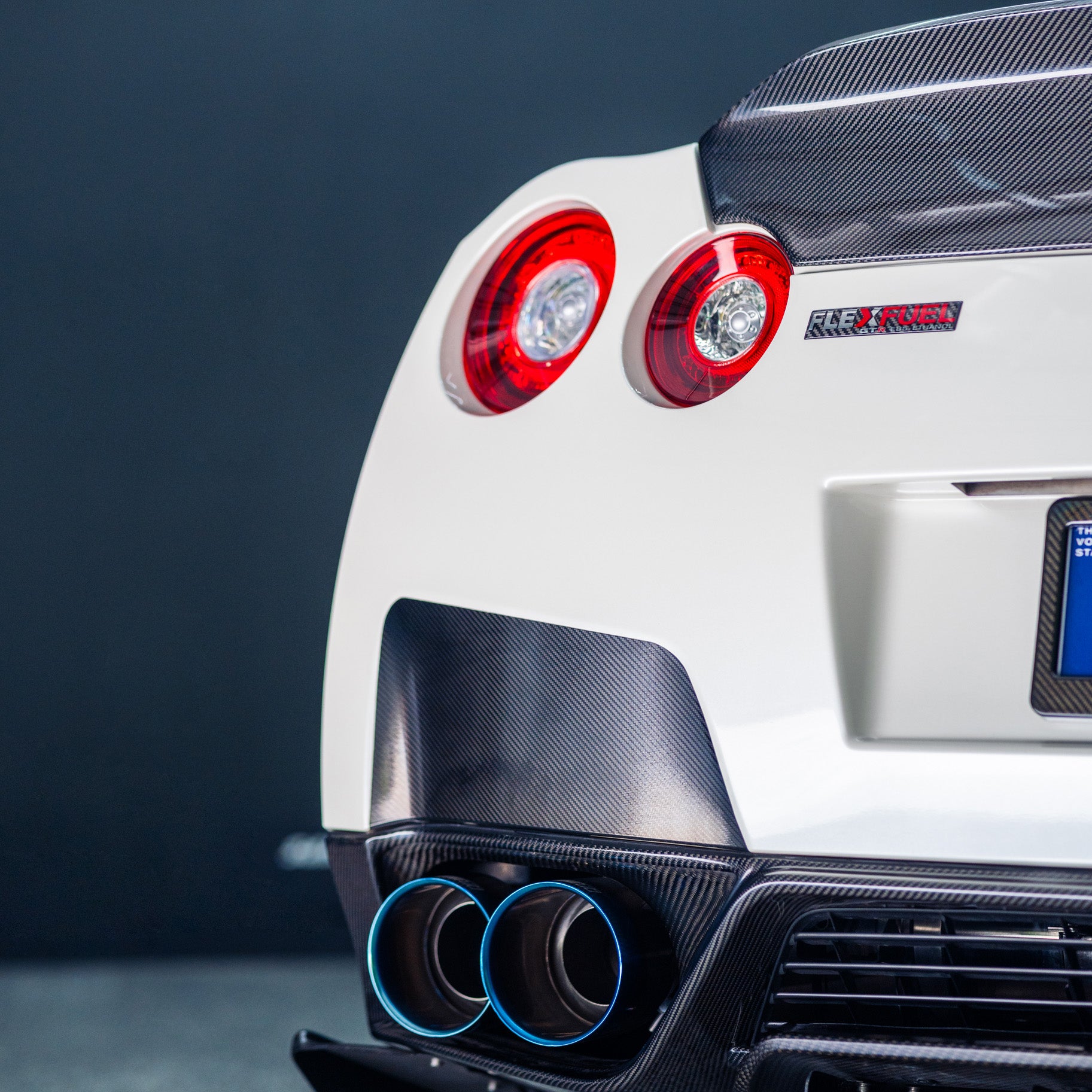 R35 GT-R Lighting