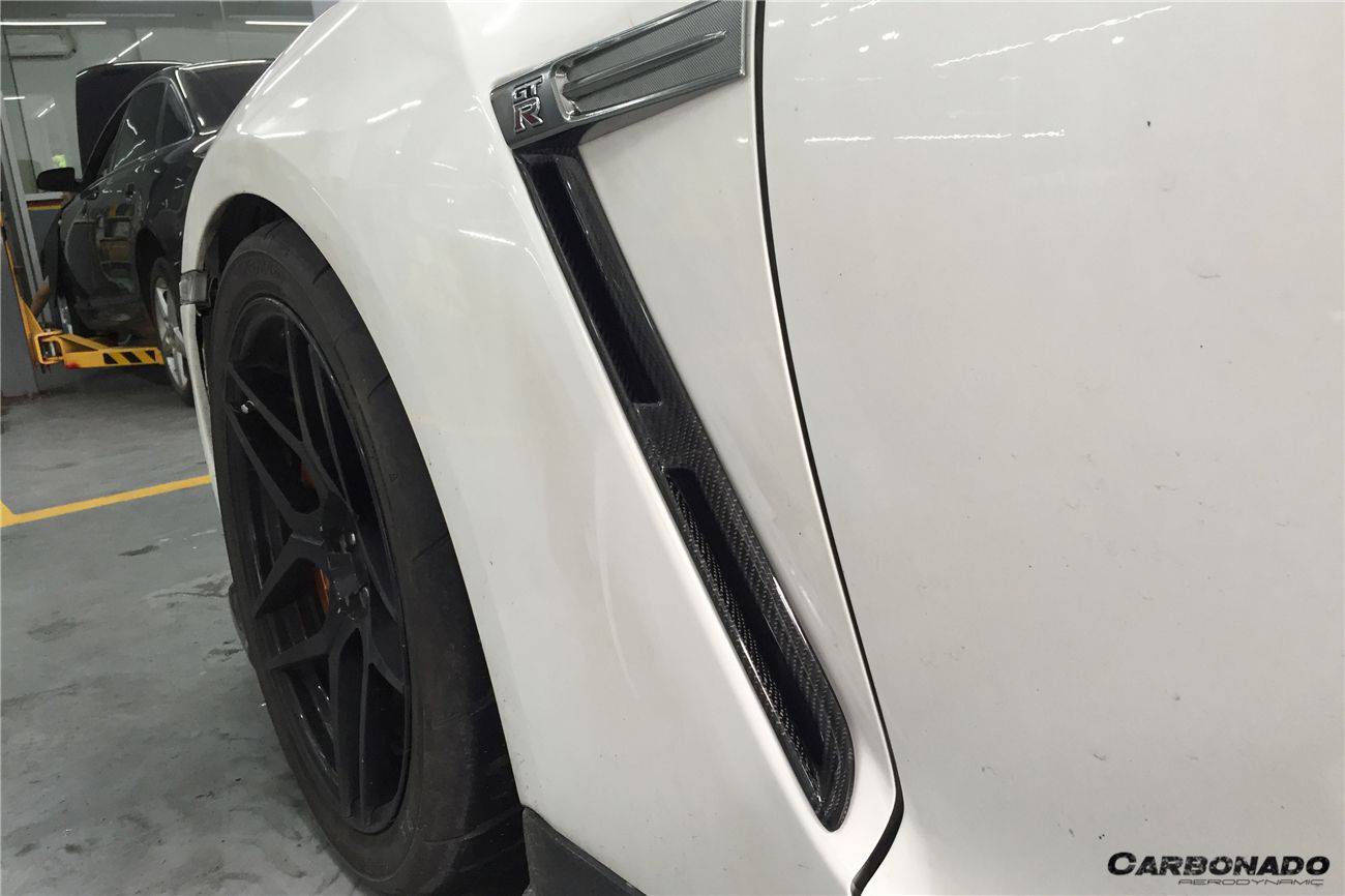 Carbonado 2008-2023 Nissan GTR R35 CBA/DBA/EBA OEM Style Carbon Fiber Fender Vents