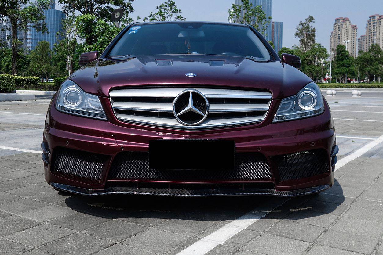 Carbonado 2012-2014 Mercedes Benz C Class W204 P Style Front Bumper