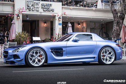 Faldones laterales y guardabarros estilo Mercedes Benz W197 SLS AMG BKSS Carbonado 2010-2015