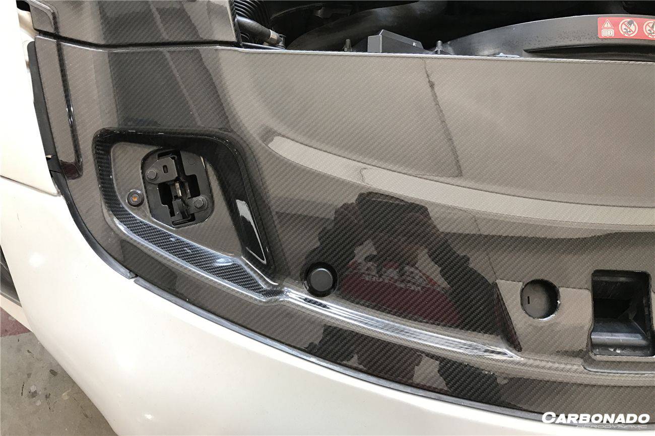 Carbonado 2010-2015 Mercedes Benz W197 SLS AMG OEM Style Carbon Fiber Radiator Cover