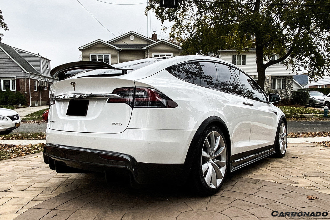Carbonado 2019-2021 Tesla Model X SUV RZS Style Carbon Fiber Rear Diffuser