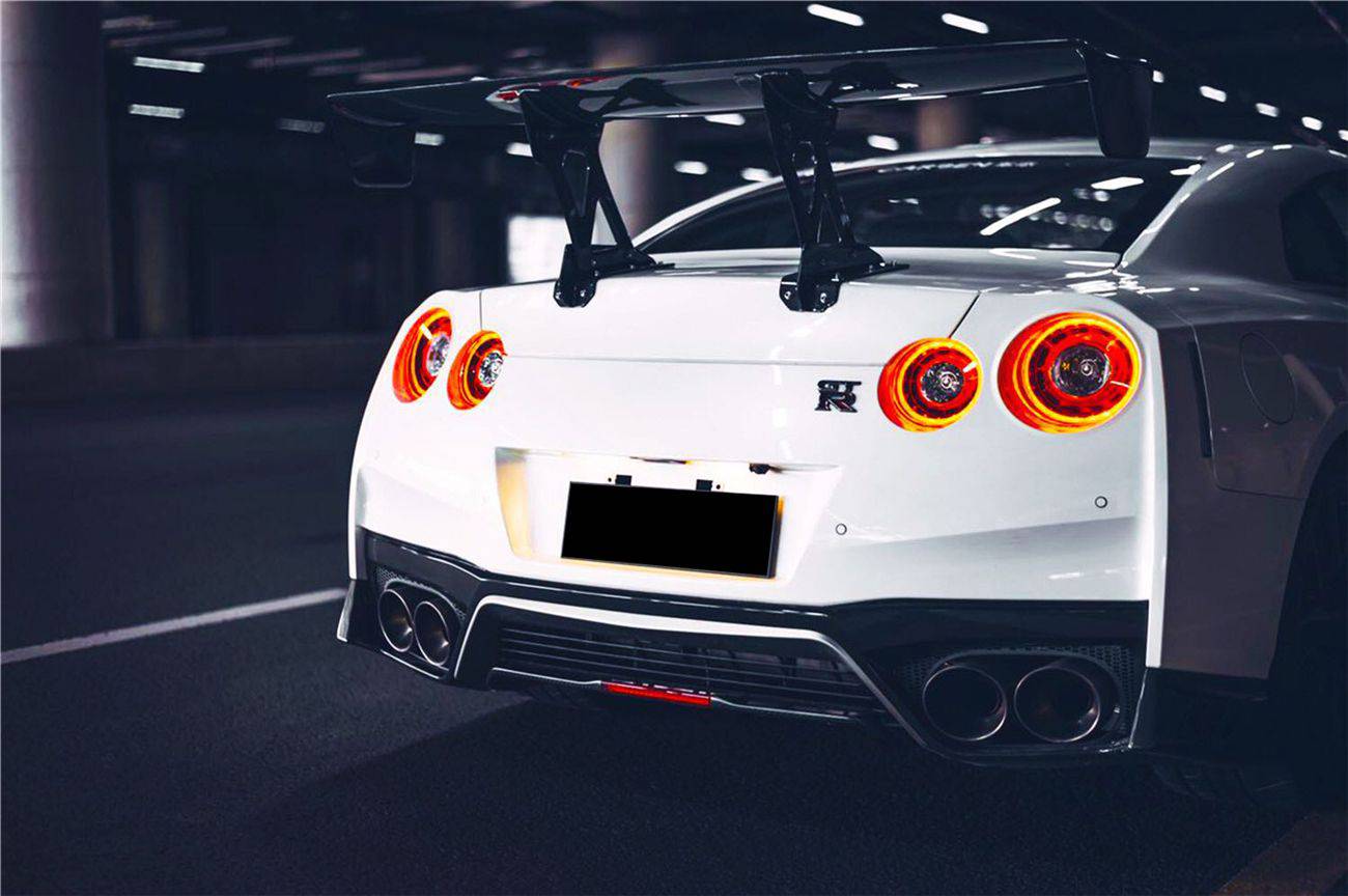 Difusor trasero de fibra de carbono estilo Nissan GTR R35 DBA EBA NISMO (2012-2023) con luz de freno