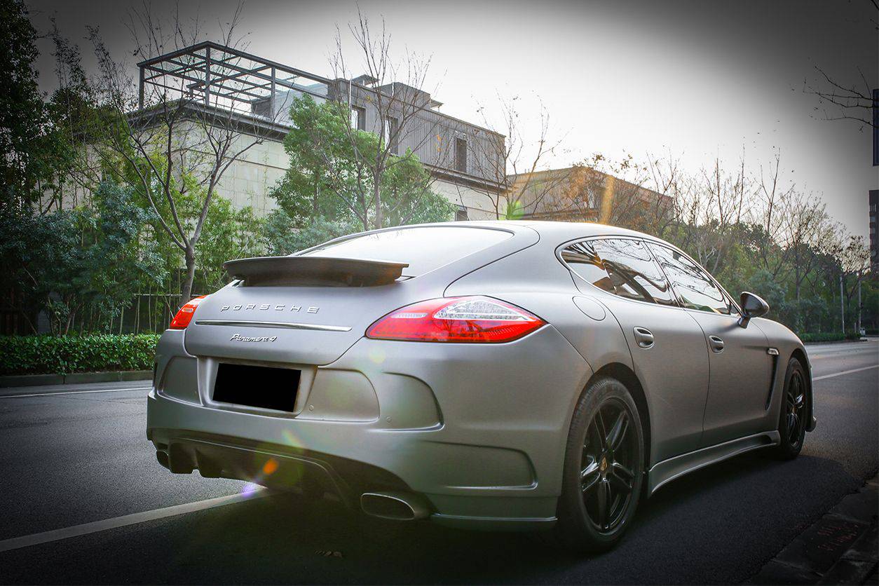 Carbonado 2010-2013 Porsche Panamera 970.1 FD Style Rear Bumper