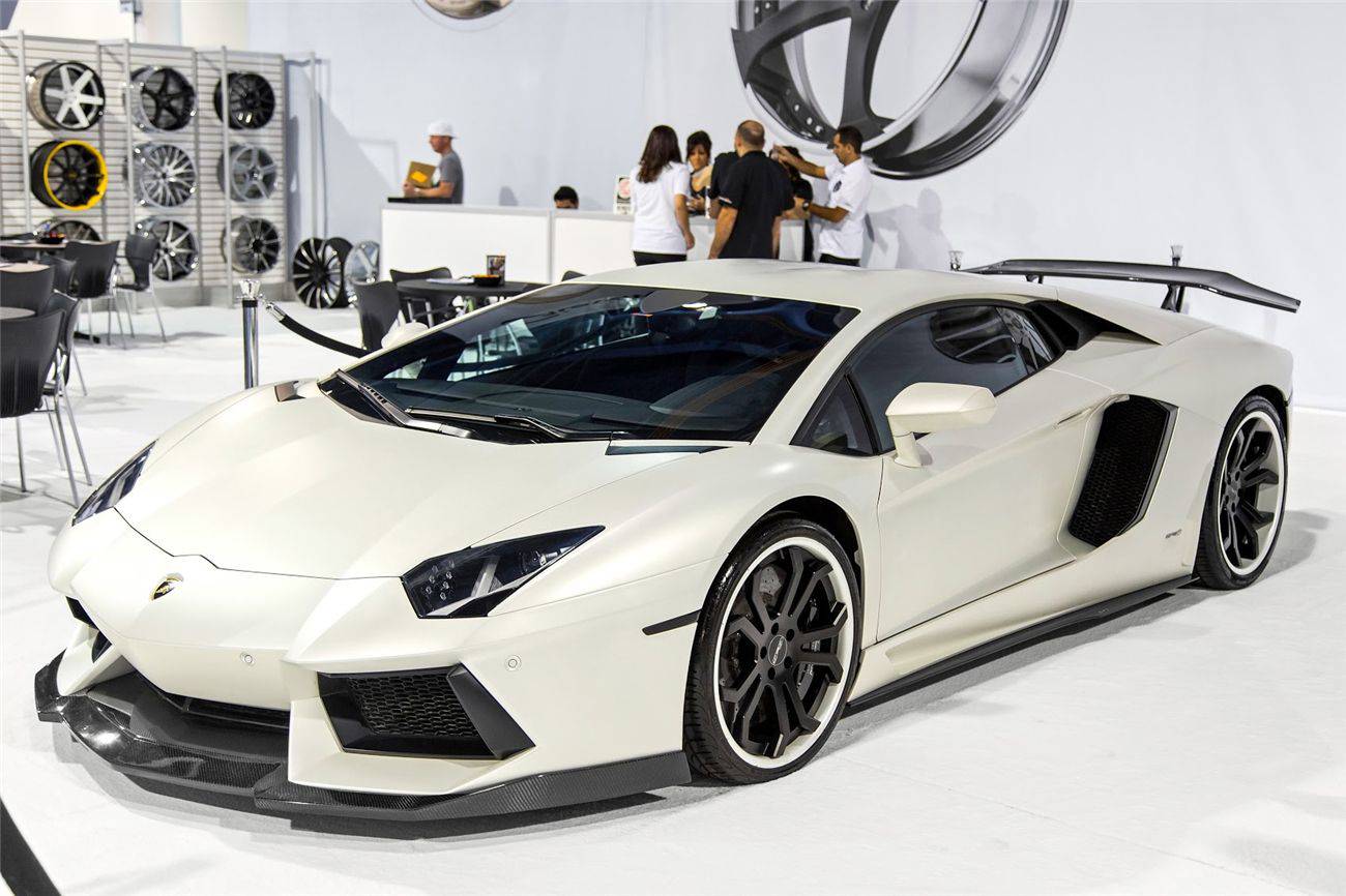 Faldones laterales de fibra de carbono estilo DM para Lamborghini Aventador LP700 Coupé Roadster Carbonado 2011-2016