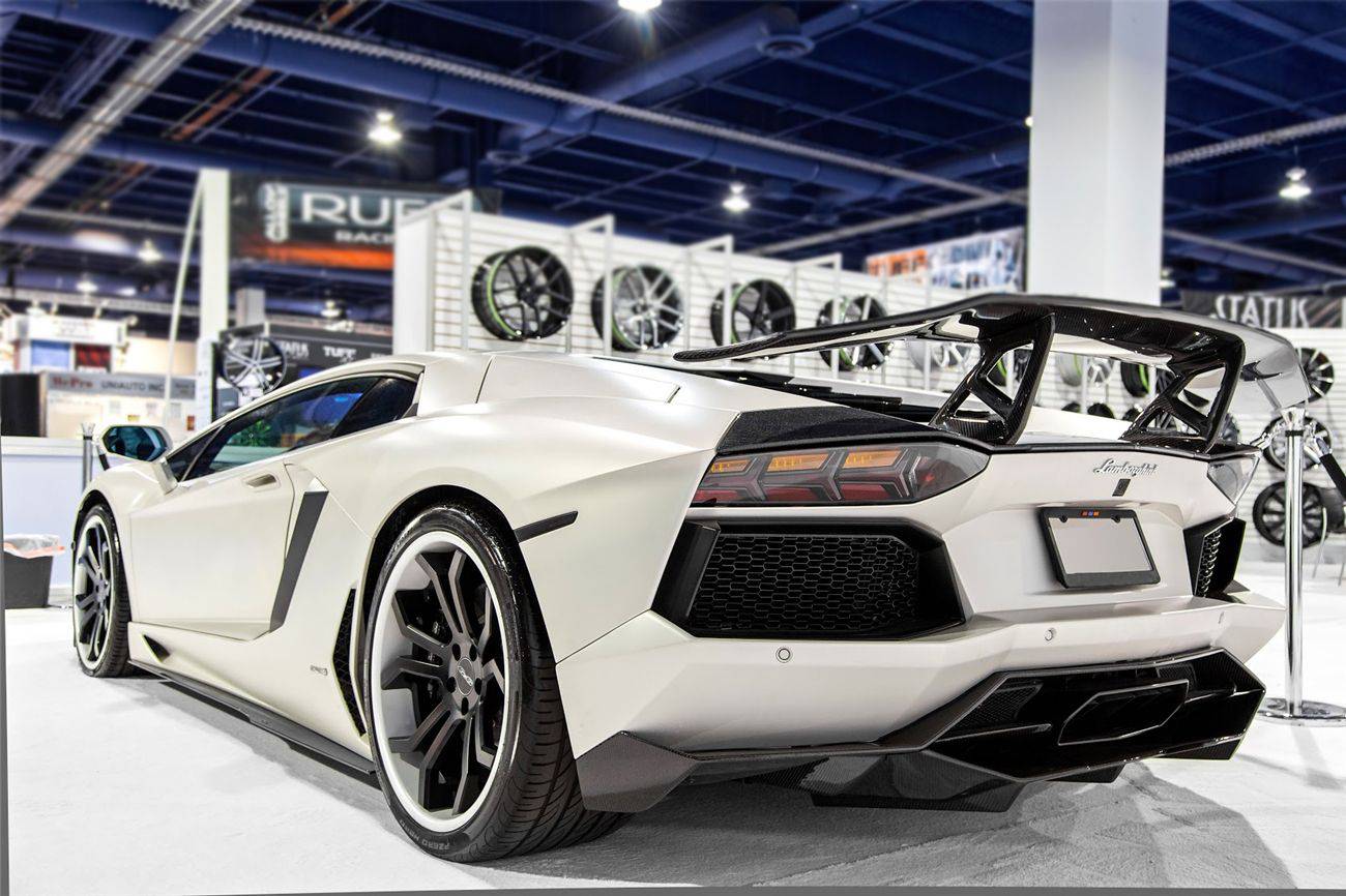 Faldón trasero de fibra de carbono estilo DM para Lamborghini Aventador LP700 Coupé Roadster Carbonado 2011-2016