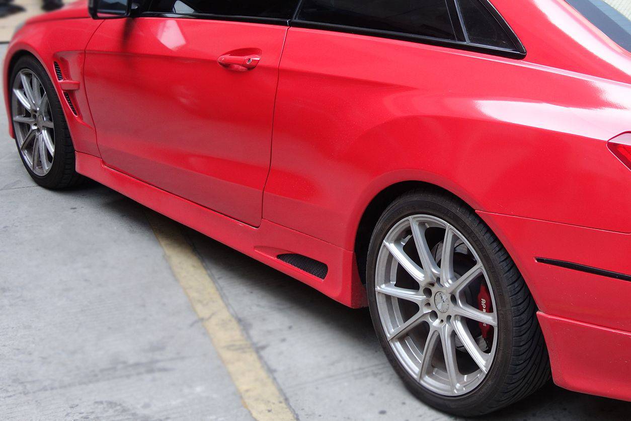 Carbonado 2010-2013 Mercedes Benz E Class W207 Coupe LRS Style Side Skirts