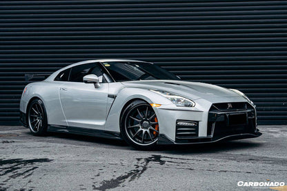Carbonado 2008-2016 Nissan GTR R35 CBA  DBA NISMO Ver17 Style Front Bumper