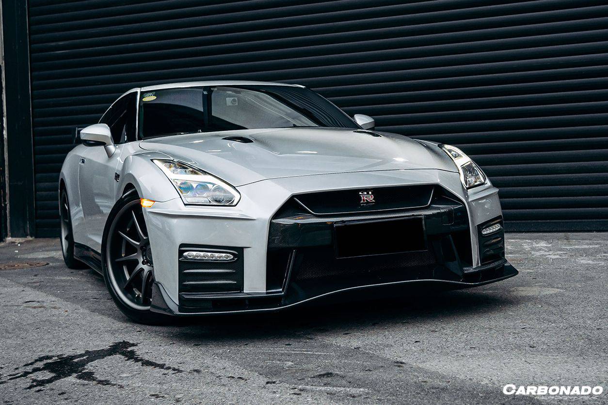 Carbonado 2008-2016 Nissan GTR R35 CBA  DBA NISMO Ver17 Style Front Bumper