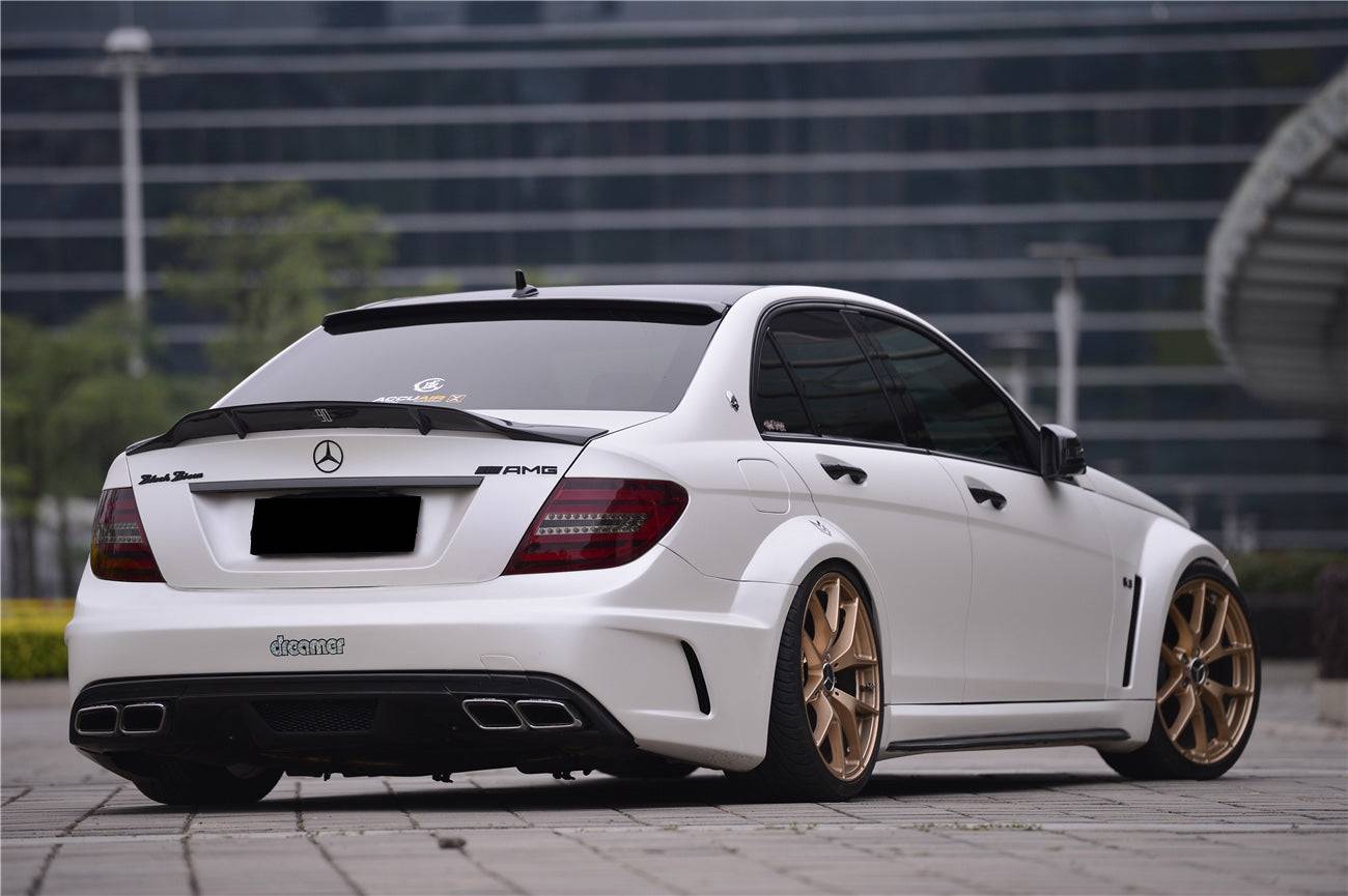 Carbonado 2012-2014 Mercedes Benz W204 C Class Sedan BKSS Style Wide Full Body Kit  (Not Fit AMG)