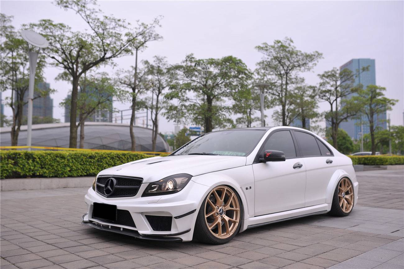 Carbonado 2012-2014 Mercedes Benz W204 C Class Sedan BKSS Style Wide Full Body Kit  (Not Fit AMG)
