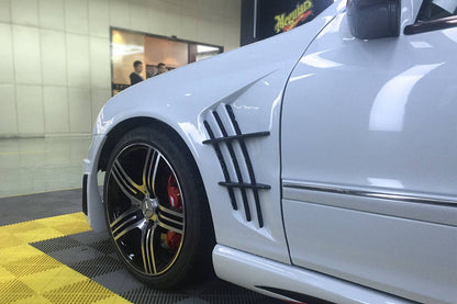Carbonado WI Style Fender | 2001-2007 Mercedes Benz W203 C Class