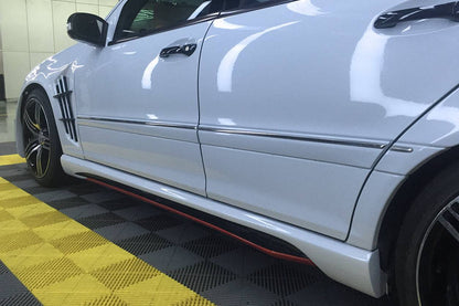 Carbonado WI Style Side Skirts | 2001-2007 Mercedes Benz W203 C Class