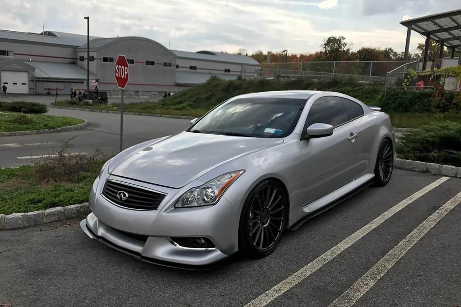 Extensión de faldón lateral Aeroflow Dynamics (Infiniti G37 Coupé IPL 2008-2013)