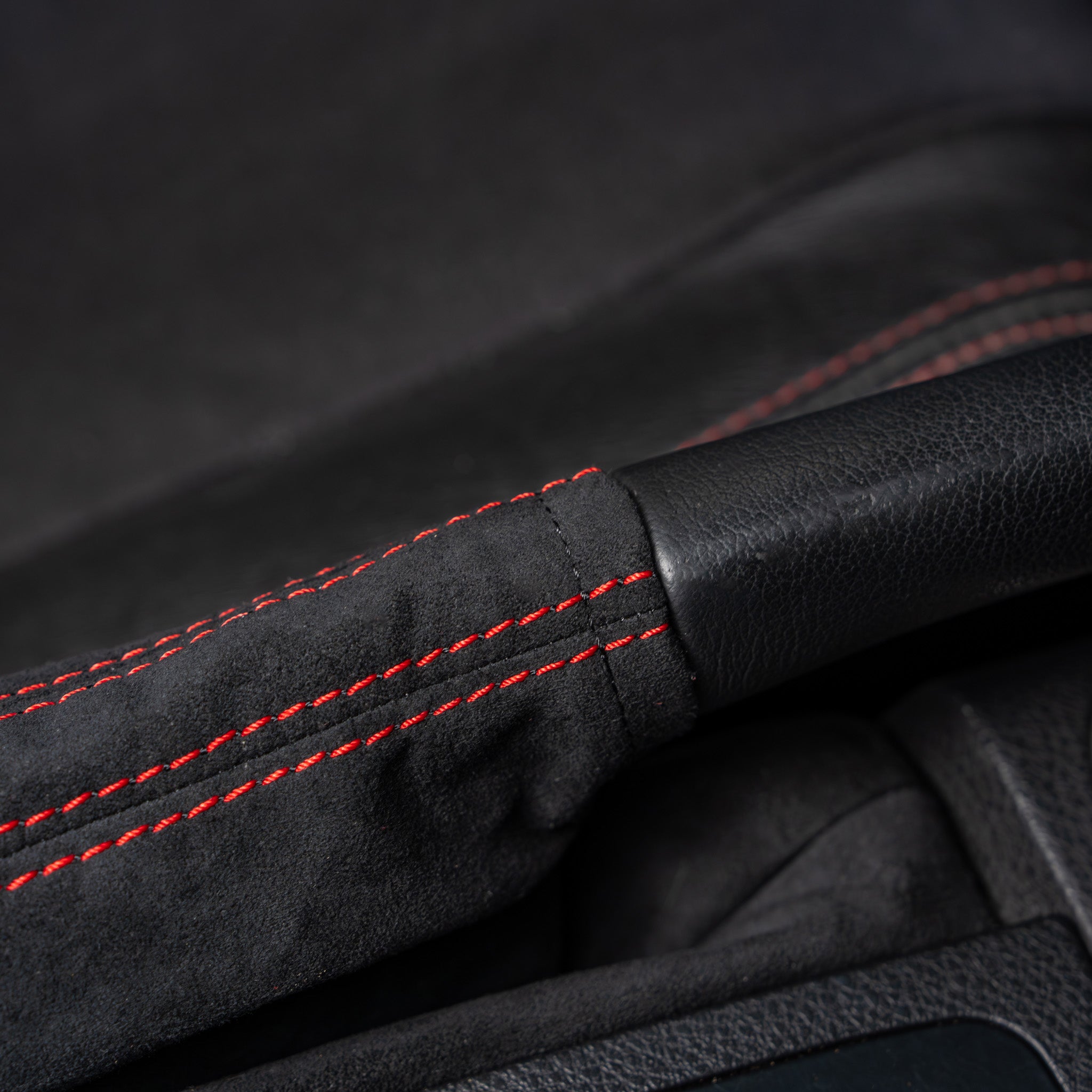 Fuelle de freno de mano Billetworkz Premium Alcantara (Subaru WRX/STI 2008-2021)