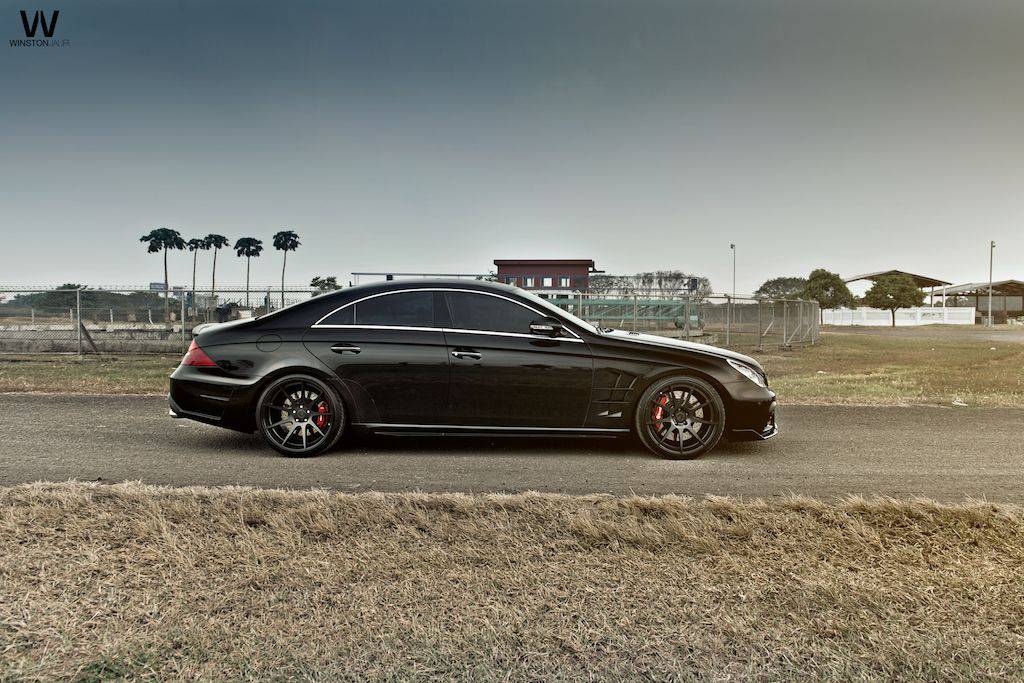 Carbonado WD Style Rear Bumper with Exhaust Tips | 2005-2009 Mercedes Benz W219 Cls Class