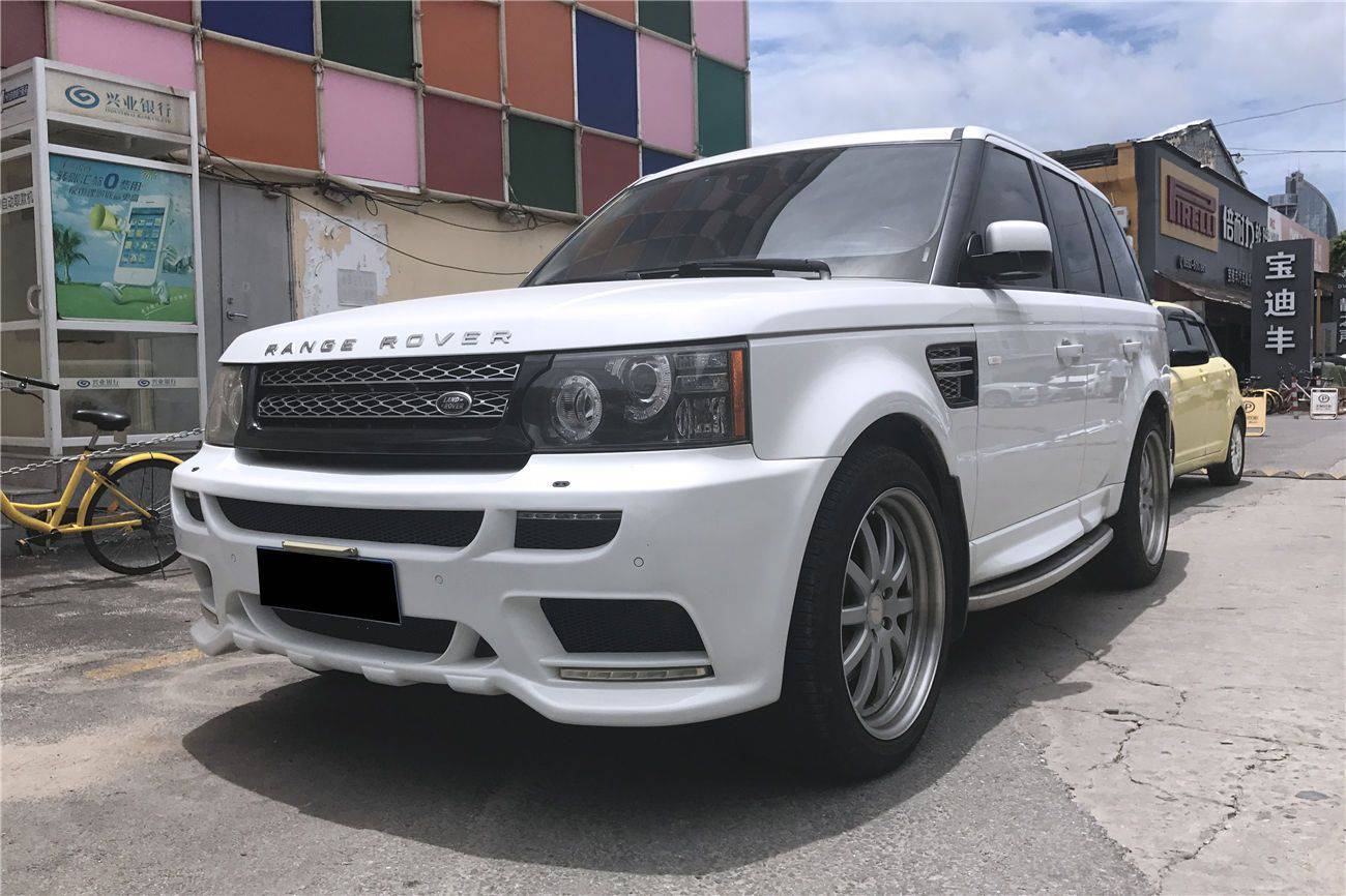 Carbonado 2010-2012 Land Rover Range Rover Sport M style Front Bumper
