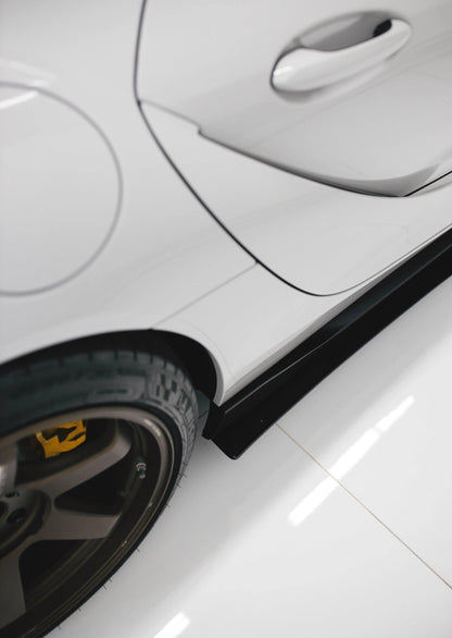 Extensiones de faldones laterales Aeroflow Dynamics V1 (Toyota Supra A90 2020-2022)