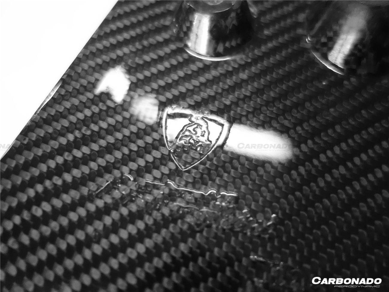 Carbonado 2011-2016 Lamborghini Aventador LP700 LP720 LP740 Coupe  Roadster OEM Style Carbon Fiber Center Console Storage Shelf Cover replace