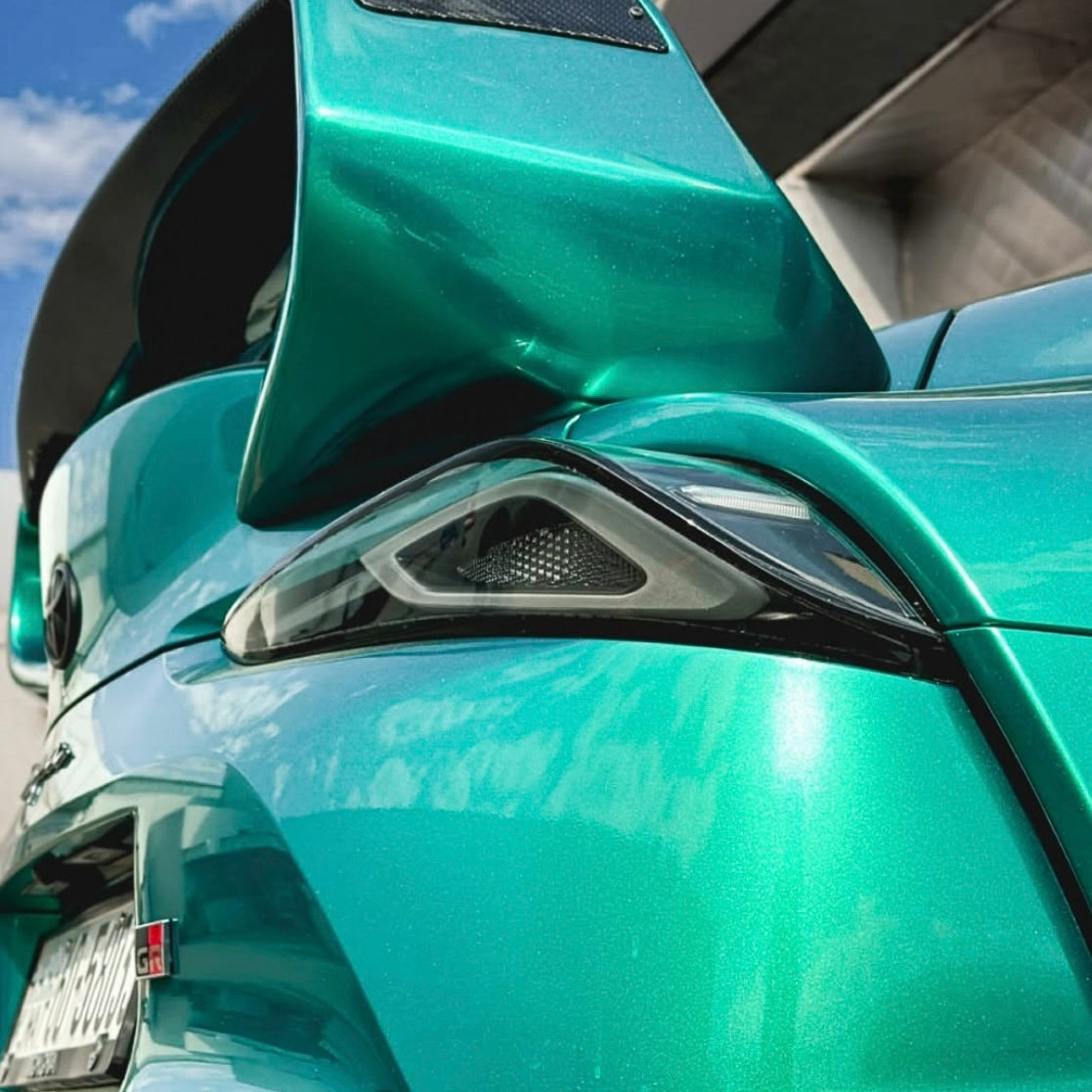 Lente de luz trasera transparente OEM+ Designs para GR Supra (A90/91)