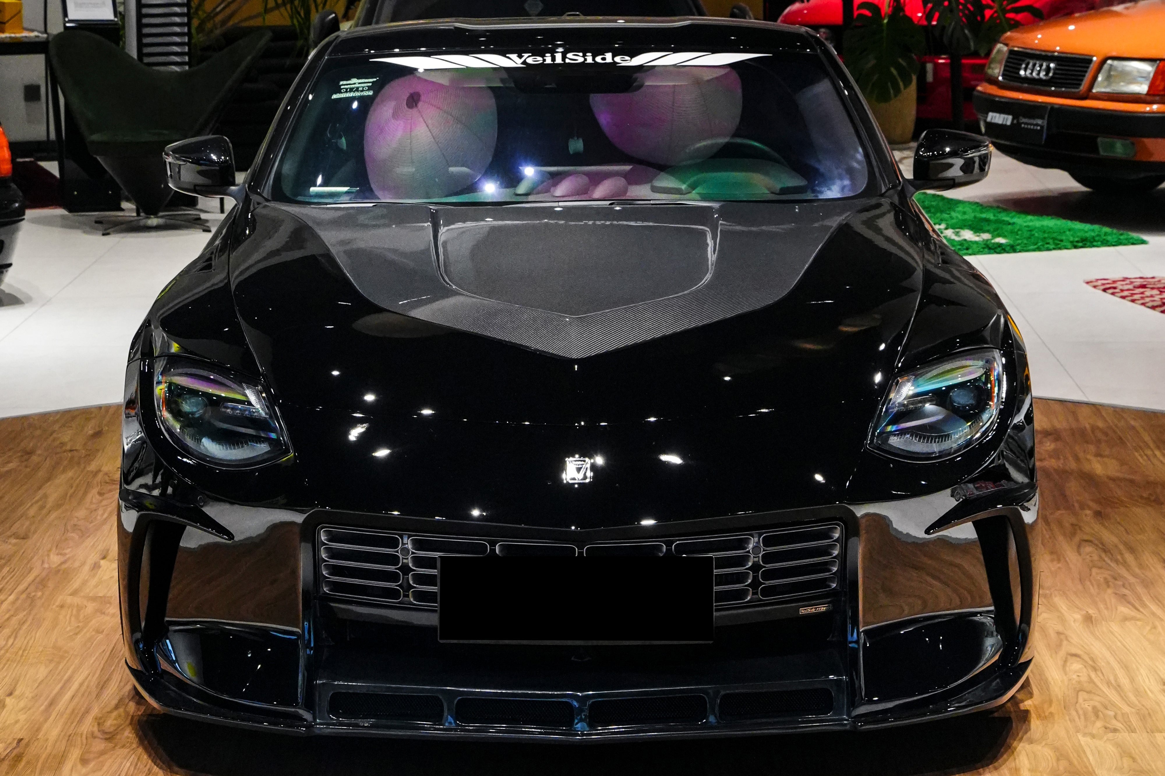 Carbonado VS Style Hood | 2022-2026 Nissan Z