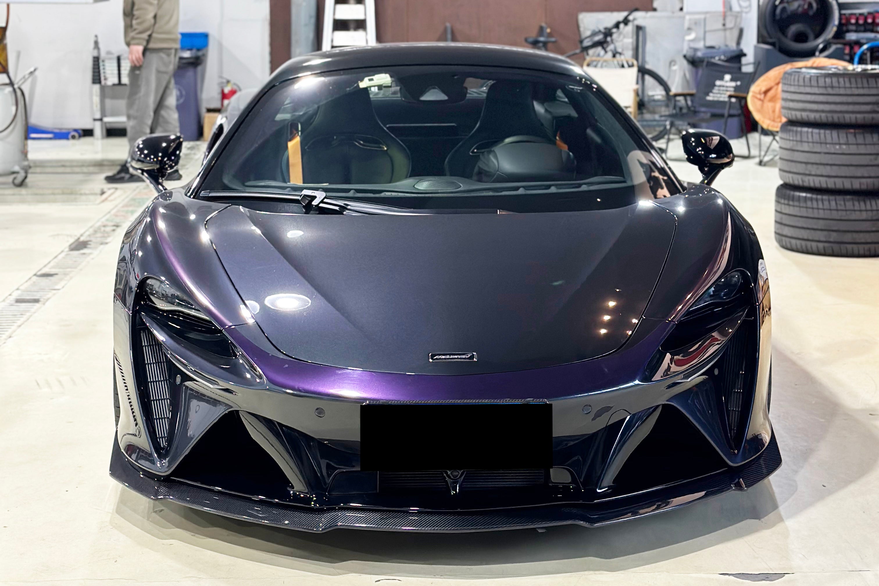 McLaren Artura Coupé Carbonado 2023-UP | Borde frontal de fibra de carbono autoclave estilo Spider NVT