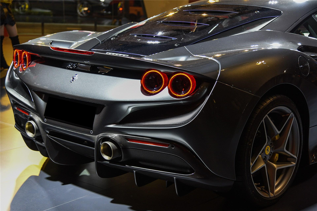 Carbonado OEM Style Dry Carbon Fiber Rear Diffuser Lip | 2019-2024 Ferrari F8