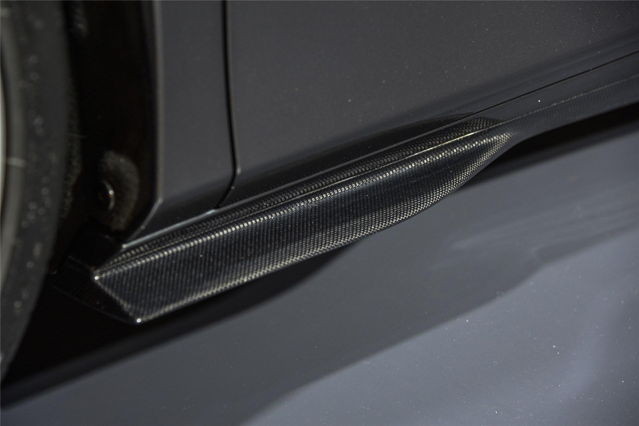 Carbonado OEM Style Dry Carbon Fiber Side Skirts | 2019-2024 Ferrari F8