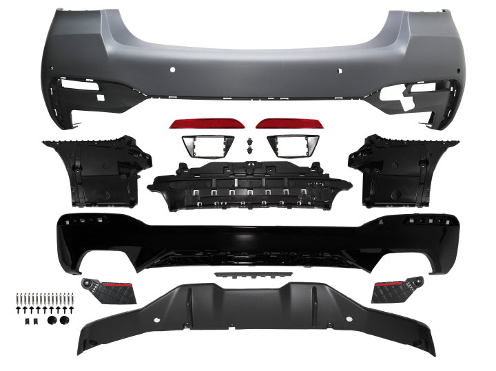 Parachoques trasero con cubiertas PDC para BMW G30 LCI 2021-2023 de Innovative Motorsports 