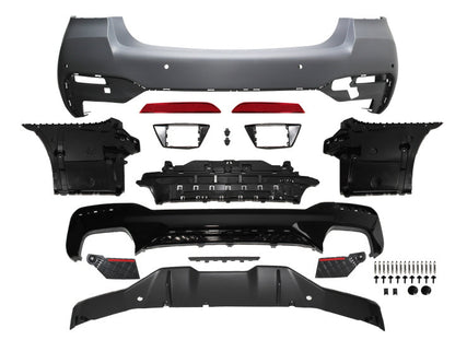 Parachoques trasero con cubiertas PDC para BMW G30 LCI 2021-2023 de Innovative Motorsports 