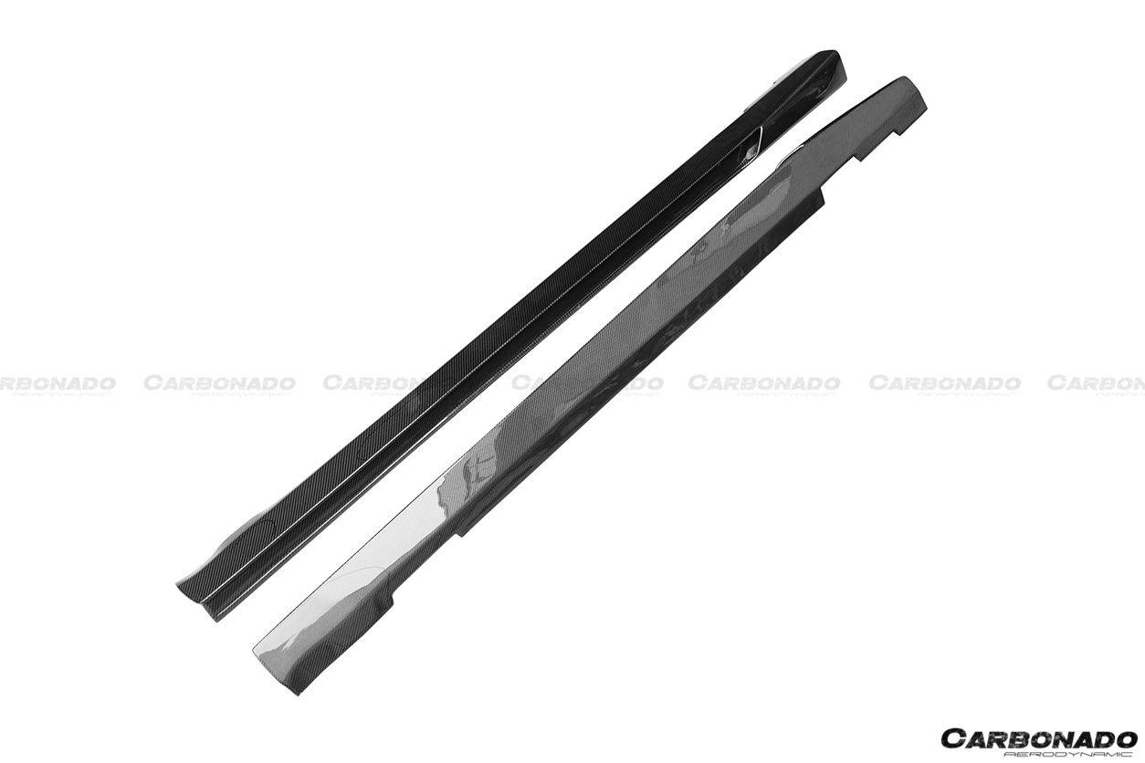 Faldones laterales de fibra de carbono para Mercedes Benz W204 C63 AMG Sedán (2008-2014)