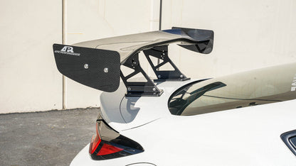 Alerón ajustable de fibra de carbono APR SPEC GTC-300 de 61" (Toyota GR86/Subaru BRZ 2022-2024)