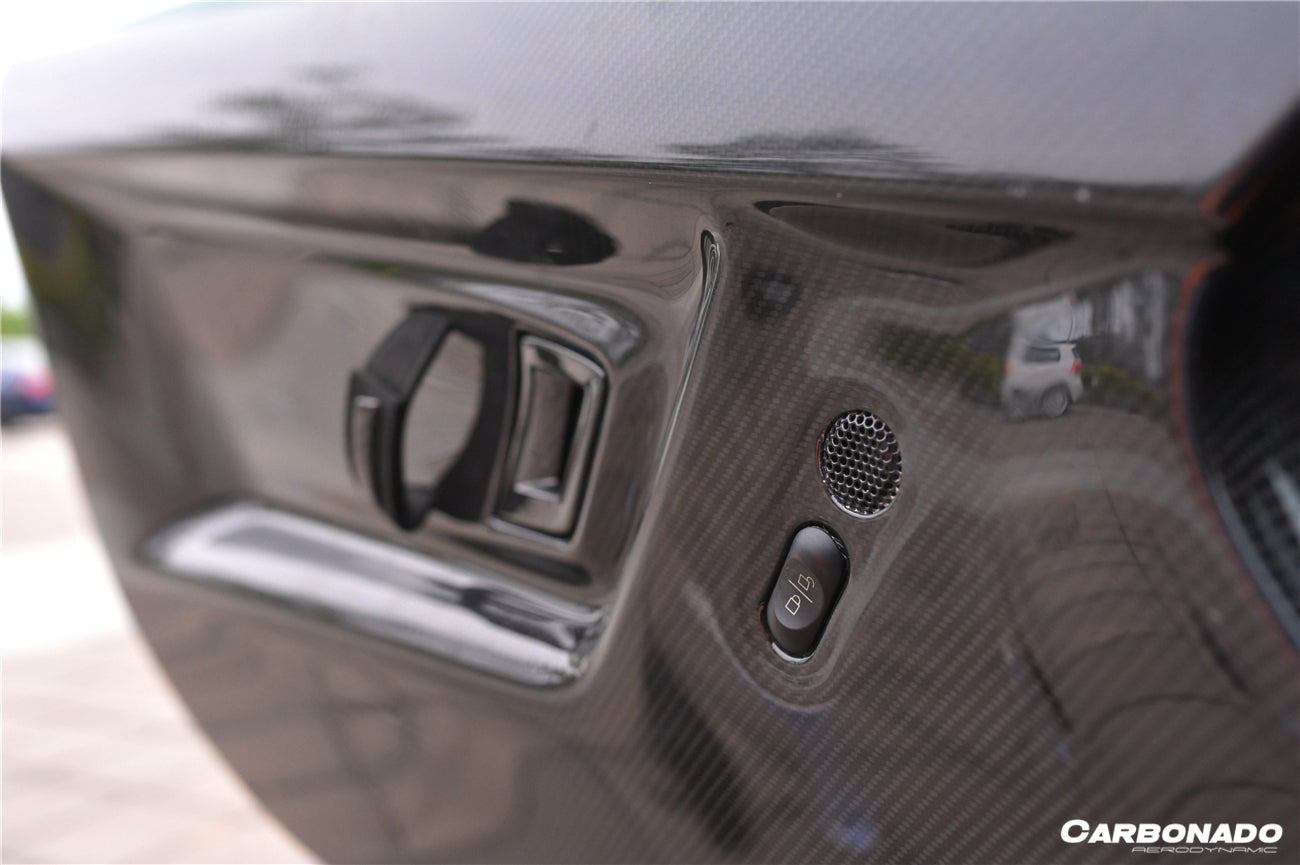 Carbonado Carbon Fiber Inner Door Panels | 2004-2014 Lamborghini Gallardo Coupe