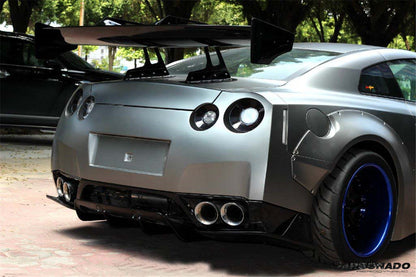 Carbonado 2008-2016 Nissan GTR R35 CBA DBA DE Style Wide Fender Flares