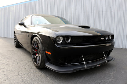 Divisor de viento delantero de fibra de carbono APR (Dodge Challenger Hellcat 2015-2023)