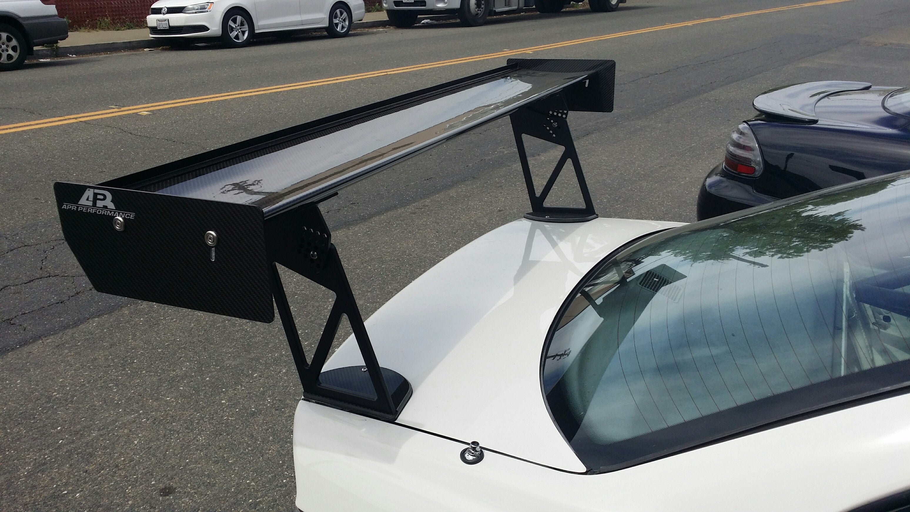 APR GT-250 Carbon Fiber Adjustable Wing (BMW E36 Coupe)