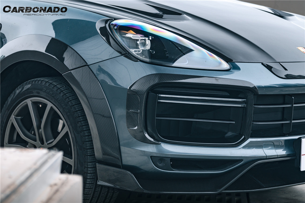 Carbonado 2018-2023 Porsche 9Y0.1 Cayenne Turbo MSY Style Dry Carbon Fiber Wide Body Kit