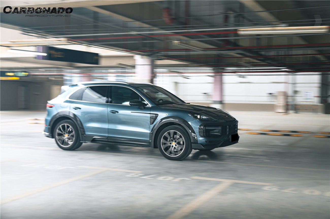 Carbonado 2018-2023 Porsche 9Y0.1 Cayenne Turbo MSY Style Dry Carbon Fiber Wide Body Kit