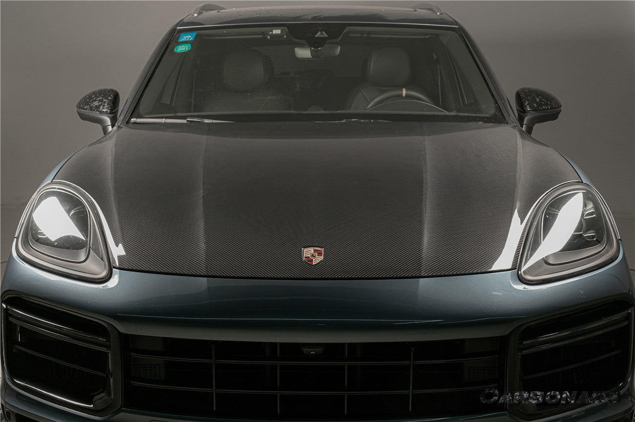 Carbonado 2018-2023 Porsche 9Y0.1 Cayenne    S  Coupe   E-Hybrid OEM Style Dry Carbon Fiber Hood